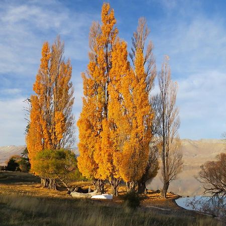 Lake Views At Antler Lodge Lake Tekapo Exterior photo